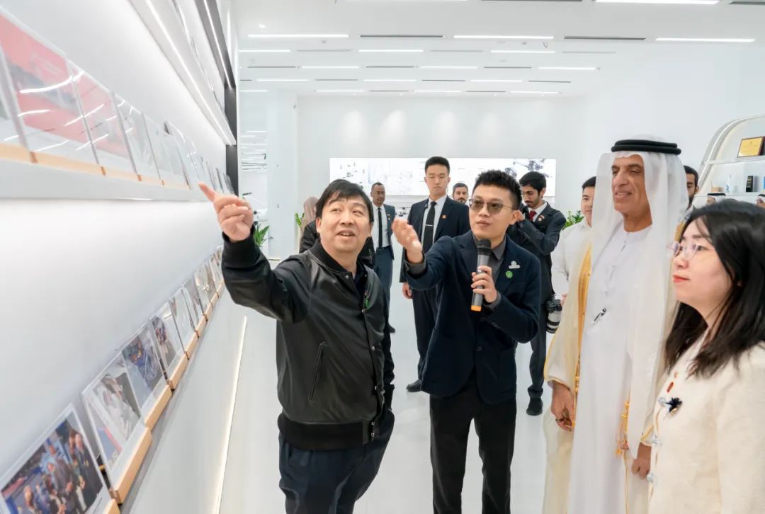 阿聯(lián)酋哈伊馬角酋長一行到訪億航智能，共謀城市空中交通發(fā)展新機(jī)遇(圖2)