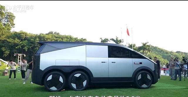 飛行汽車(chē)首次飛上天空：科技與交通的未來(lái)已來(lái)(圖2)