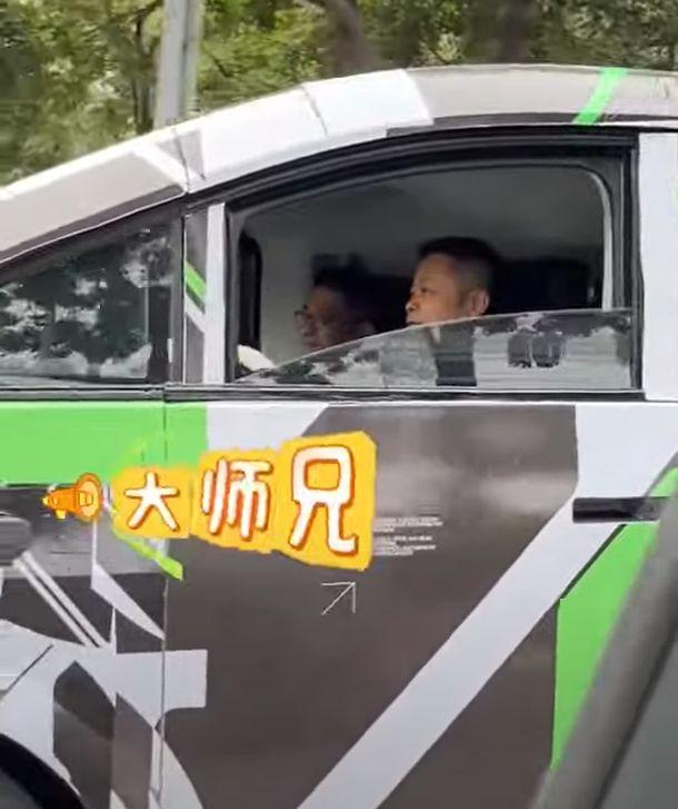 何小鵬測(cè)試陸地航母被拍！(圖4)
