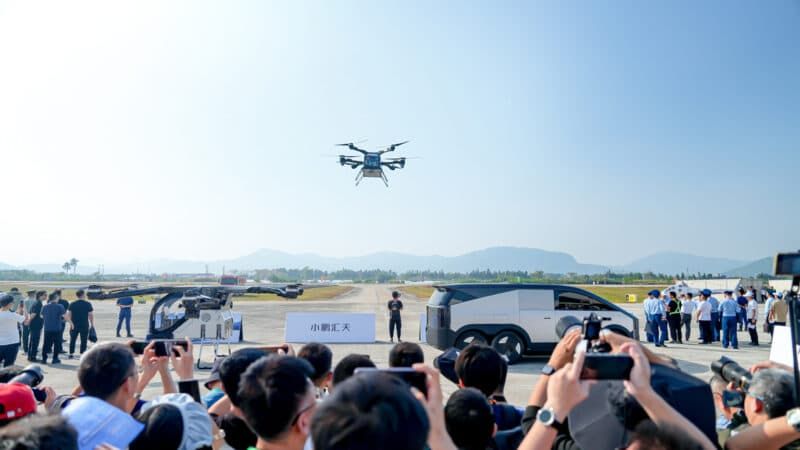 何小鵬測(cè)試陸地航母被拍！(圖6)