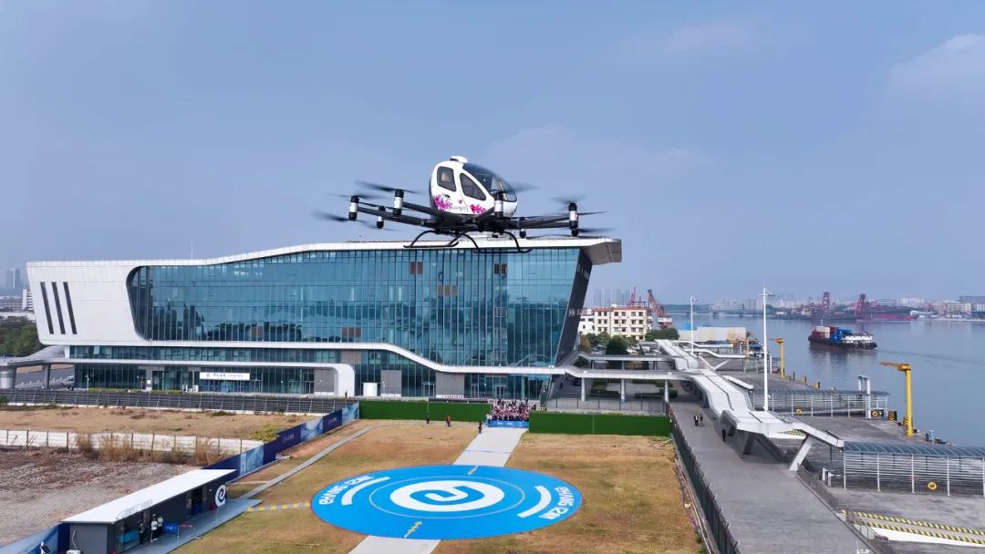 飛行汽車商業(yè)化提速，低空經(jīng)濟(jì)迎新拐點(diǎn)(圖2)