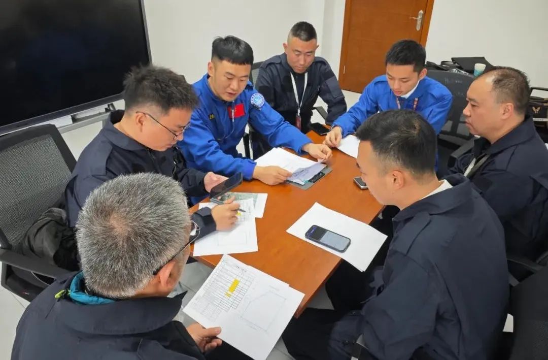 行業(yè)新樣本！國內(nèi)首個eVTOL試飛員培訓(xùn)計劃落地(圖1)