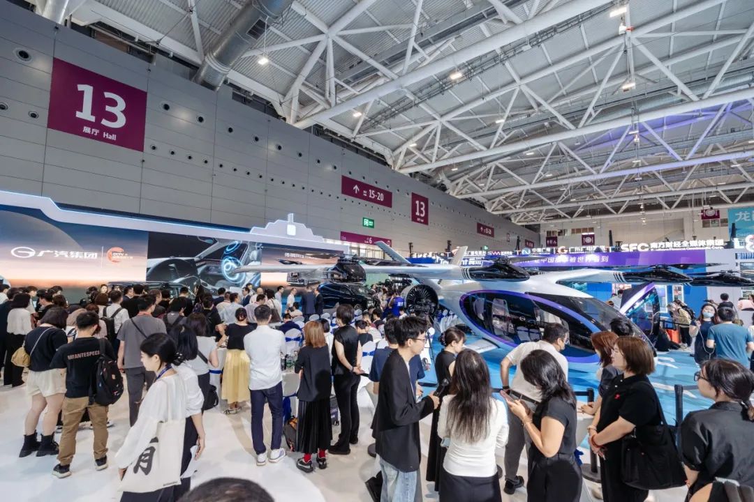 廣汽高域 GOVY AirJet 復合翼飛行汽車亮相深圳文博會